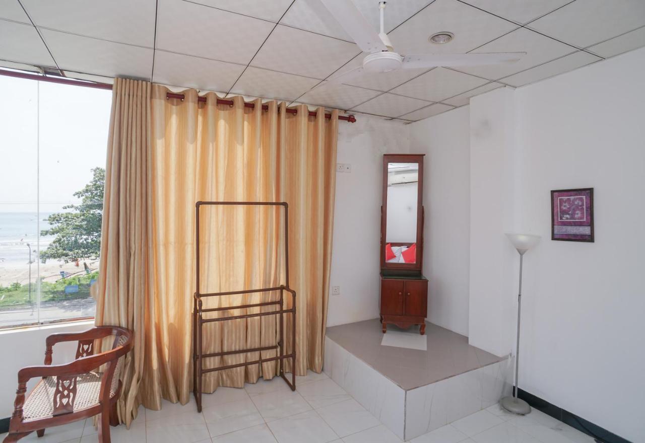 Oyo 512 Agra Lanka Beach Resort Велігама Екстер'єр фото