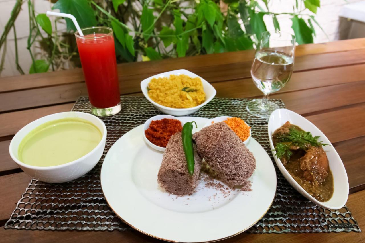 Oyo 512 Agra Lanka Beach Resort Велігама Екстер'єр фото